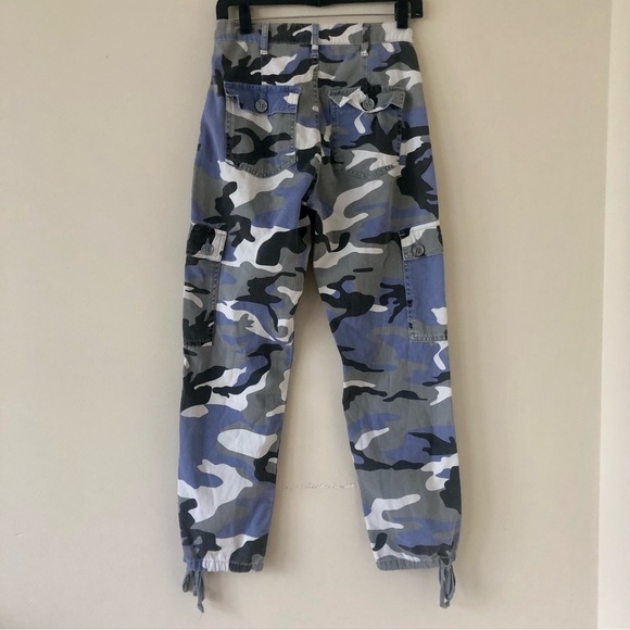 Urban Outfitters Blue Camo Cargo Pants size 0 - Picture 7 of 8